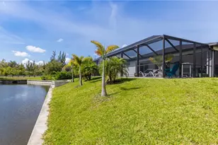 2207 Surfside Blvd, Cape Coral, FL 33991 - Photo 27