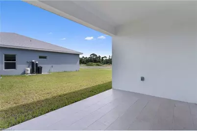 702 Broadway Ave, Lehigh Acres, FL 33972 - Photo 5