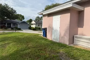 7899 Sandelwood Cir W, Fort Myers, FL 33908 - Photo 33
