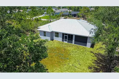 438 Raymer St, Lehigh Acres, FL 33974 - Photo 35