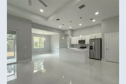 438 Raymer St, Lehigh Acres, FL 33974 - Photo 7