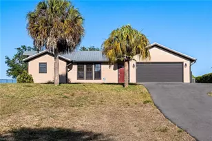 550 Caloosa Estates Dr, Labelle, FL 33935 - Photo 1