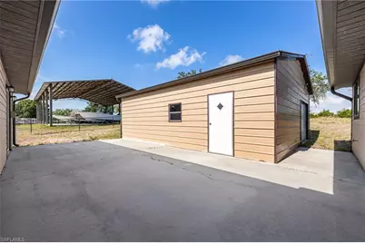 550 Caloosa Estates Dr, Labelle, FL 33935 - Photo 21