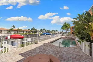 4566 SE 5th Pl, Cape Coral, FL 33904 - Photo 35