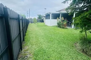 317 SW 26th Ave, Cape Coral, FL 33991 - Photo 47