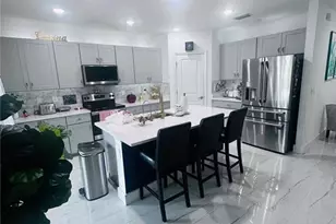 317 SW 26th Ave, Cape Coral, FL 33991 - Photo 17