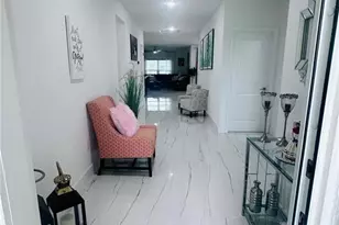 317 SW 26th Ave, Cape Coral, FL 33991 - Photo 5