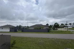 317 SW 26th Ave, Cape Coral, FL 33991 - Photo 49