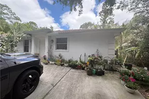 3123 Pine Tree Dr, Naples, FL 34112 - Photo 3