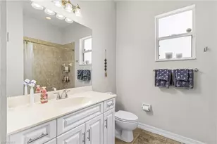 4125 Jacaranda Pkwy W, Cape Coral, FL 33993 - Photo 17