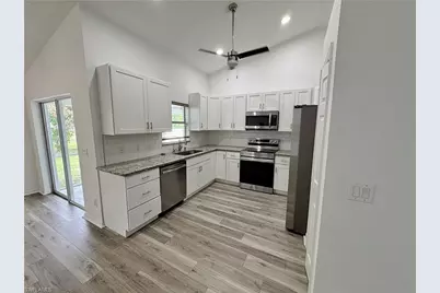 3119 47th St SW, Lehigh Acres, FL 33976 - Photo 7
