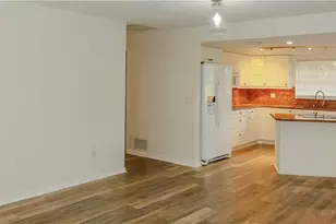 5654 Eichen Cir W, Fort Myers, FL 33919 - Photo 11