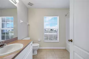 2010 NE 13th Pl, Cape Coral, FL 33909 - Photo 21