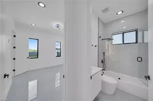 818 NE 10th St, Cape Coral, FL 33909 - Photo 23