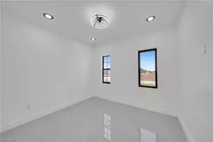 818 NE 10th St, Cape Coral, FL 33909 - Photo 21