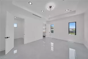 818 NE 10th St, Cape Coral, FL 33909 - Photo 29