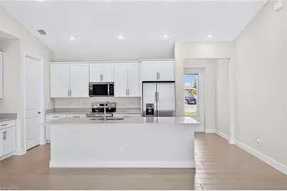 122 SW 21st Ter, Cape Coral, FL 33991 - Photo 31