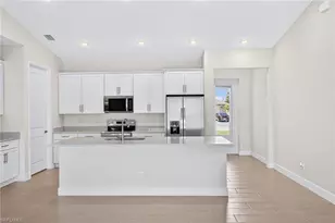 122 SW 21st Terrace, Cape Coral, FL 33991 - Photo 31