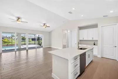 122 SW 21st Ter, Cape Coral, FL 33991 - Photo 33