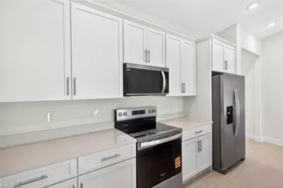 122 SW 21st Ter, Cape Coral, FL 33991 - Photo 15