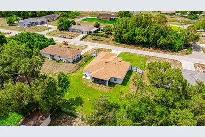 4315 7th St W, Lehigh Acres, FL 33971 - Photo 43