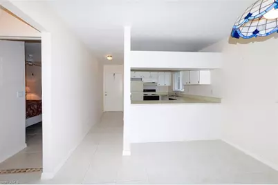 8141 Country Rd #203, Fort Myers, FL 33919 - Photo 5