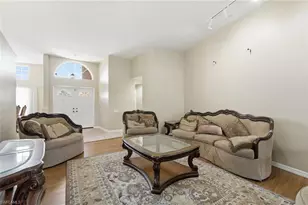 20 Timberland Cir N, Fort Myers, FL 33919 - Photo 5