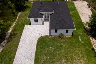 719 Almelia St E, Lehigh Acres, FL 33974 - Photo 7