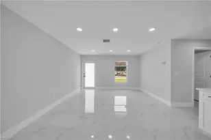 2604 51st St SW, Lehigh Acres, FL 33976 - Photo 5