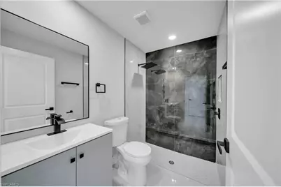2604 51st St SW, Lehigh Acres, FL 33976 - Photo 11