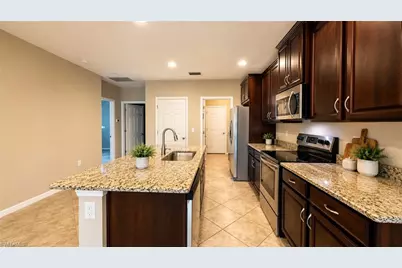 4391 Dutchess Park Rd, Fort Myers, FL 33916 - Photo 3