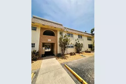 4931 Vincennes Ct #7, Cape Coral, FL 33904 - Photo 1
