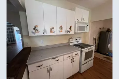3835 Lake St, Fort Myers, FL 33901 - Photo 3