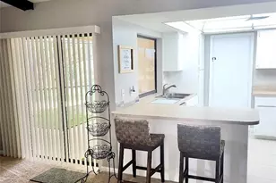 506 SE 26th St, Cape Coral, FL 33904 - Photo 5