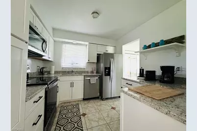 5229 Pocatella Ct, Cape Coral, FL 33904 - Photo 11