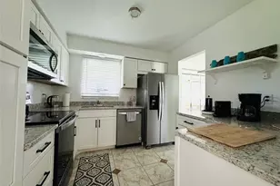 5229 Pocatella Ct, Cape Coral, FL 33904 - Photo 11