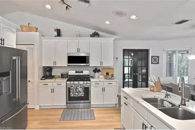 12206 Honeysuckle Rd, Fort Myers, FL 33966 - Photo 11