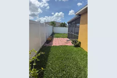 1630 SW 33rd Ter, Cape Coral, FL 33914 - Photo 7