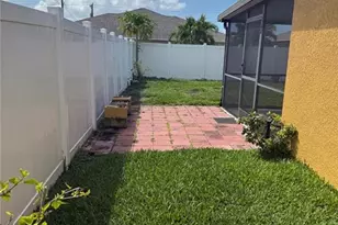 1630 SW 33rd Terrace, Cape Coral, FL 33914 - Photo 7