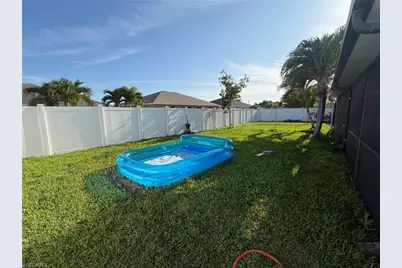 1630 SW 33rd Ter, Cape Coral, FL 33914 - Photo 5