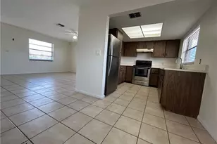 3805 SE 11th Ave, Cape Coral, FL 33904 - Photo 3