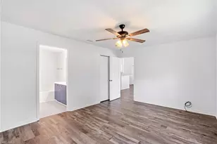 2004 NE 5th Terrace, Cape Coral, FL 33909 - Photo 23