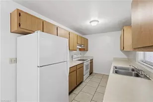 4913 Viceroy St, Cape Coral, FL 33904 - Photo 9