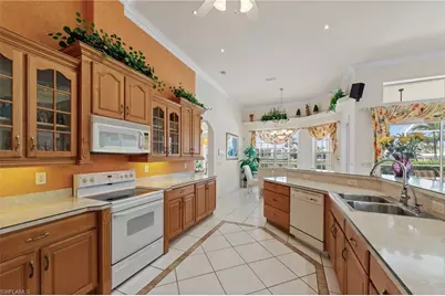 2008 Palaco Grande Pkwy, Cape Coral, FL 33904 - Photo 17