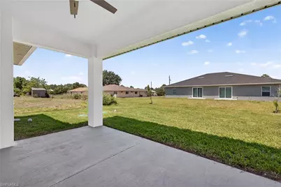 4686-4688 Golfview Blvd, Lehigh Acres, FL 33973 - Photo 15