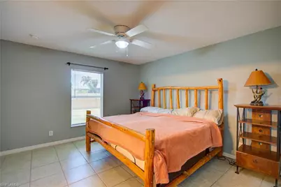 26 NE 8th Ter, Cape Coral, FL 33909 - Photo 19