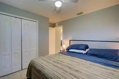 26 NE 8th Ter, Cape Coral, FL 33909 - Photo 13