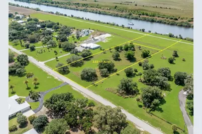 1589 Frontier Cir, Labelle, FL 33935 - Photo 1