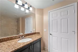 13141 Bella Casa Cir, Fort Myers, FL 33966 - Photo 21
