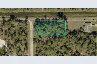 722 Louis Ave, Lehigh Acres, FL 33972 - Photo 1